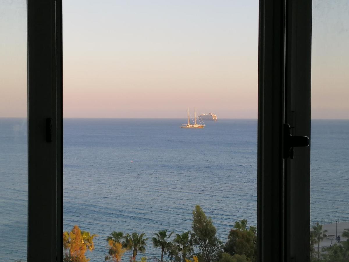 A City-Center Seaview Penthouse At Oceanic Limassol Zewnętrze zdjęcie