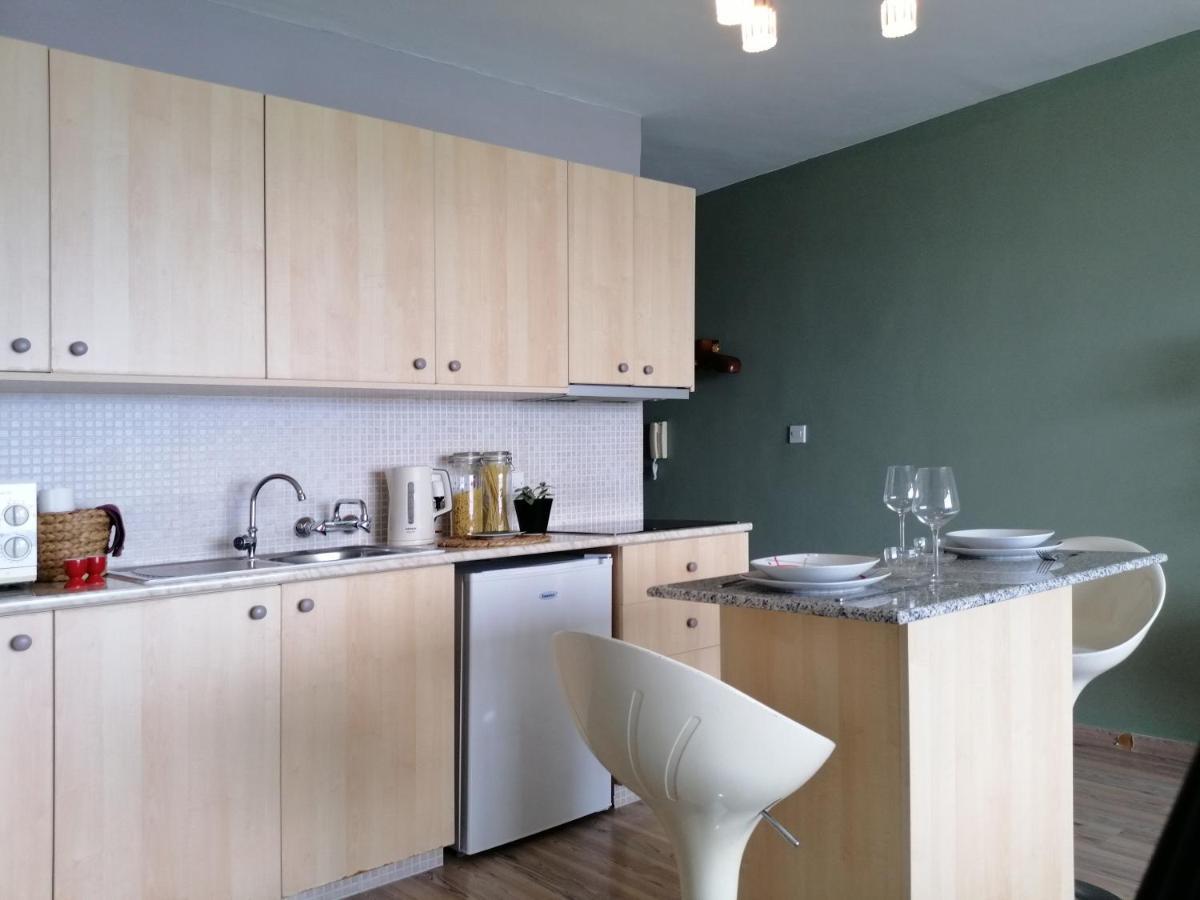 A City-Center Seaview Penthouse At Oceanic Limassol Zewnętrze zdjęcie
